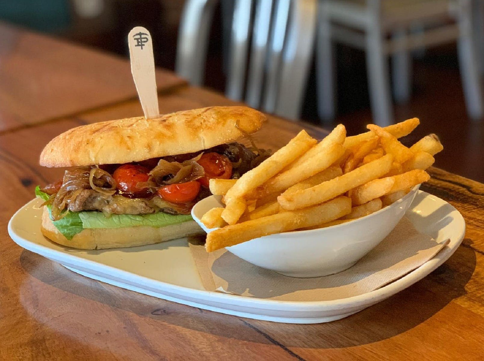 1880009B246F5C1D246Fcda8A5Bf555D