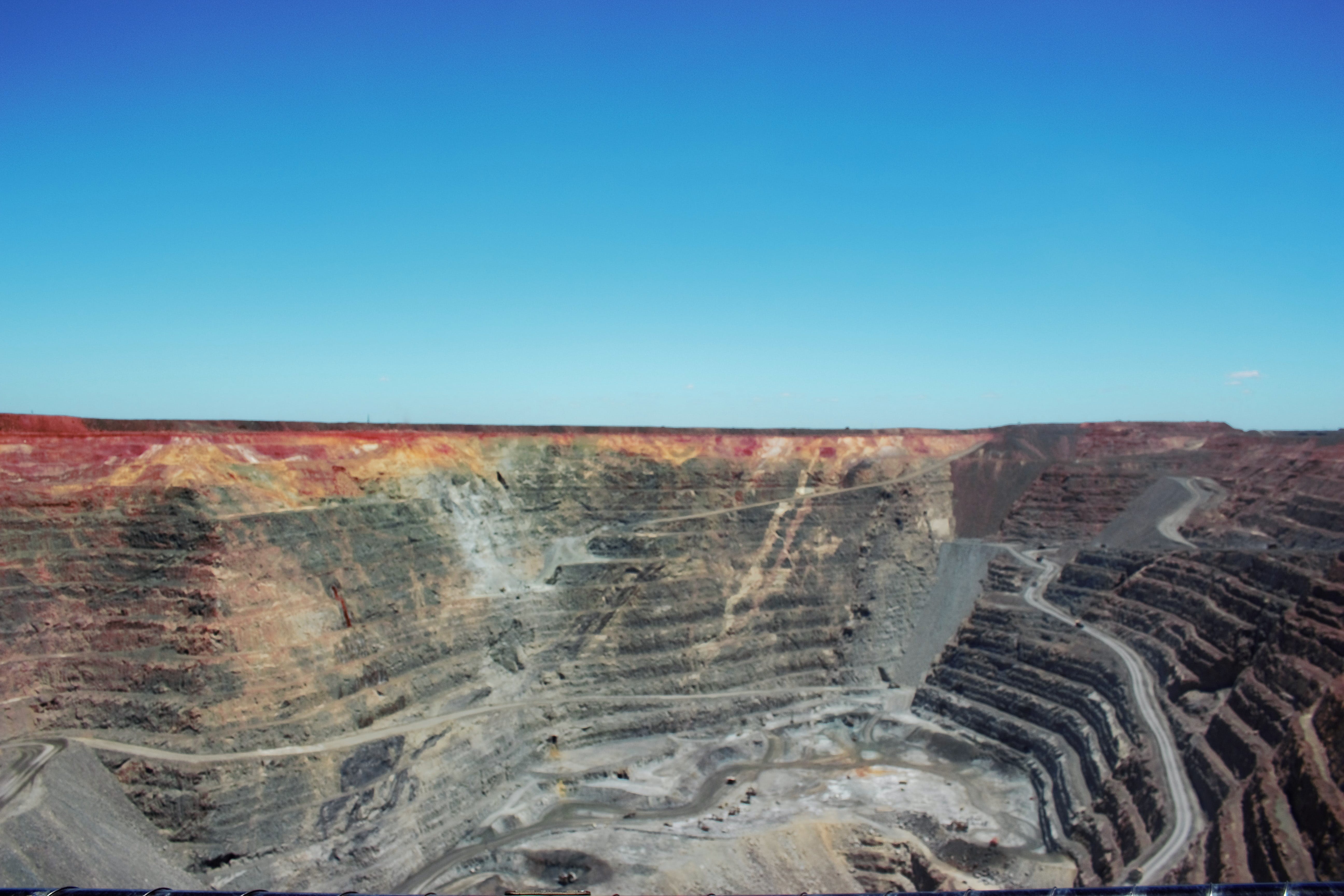 193F571Ba029Badd8Fc661Ab6F9Ae001