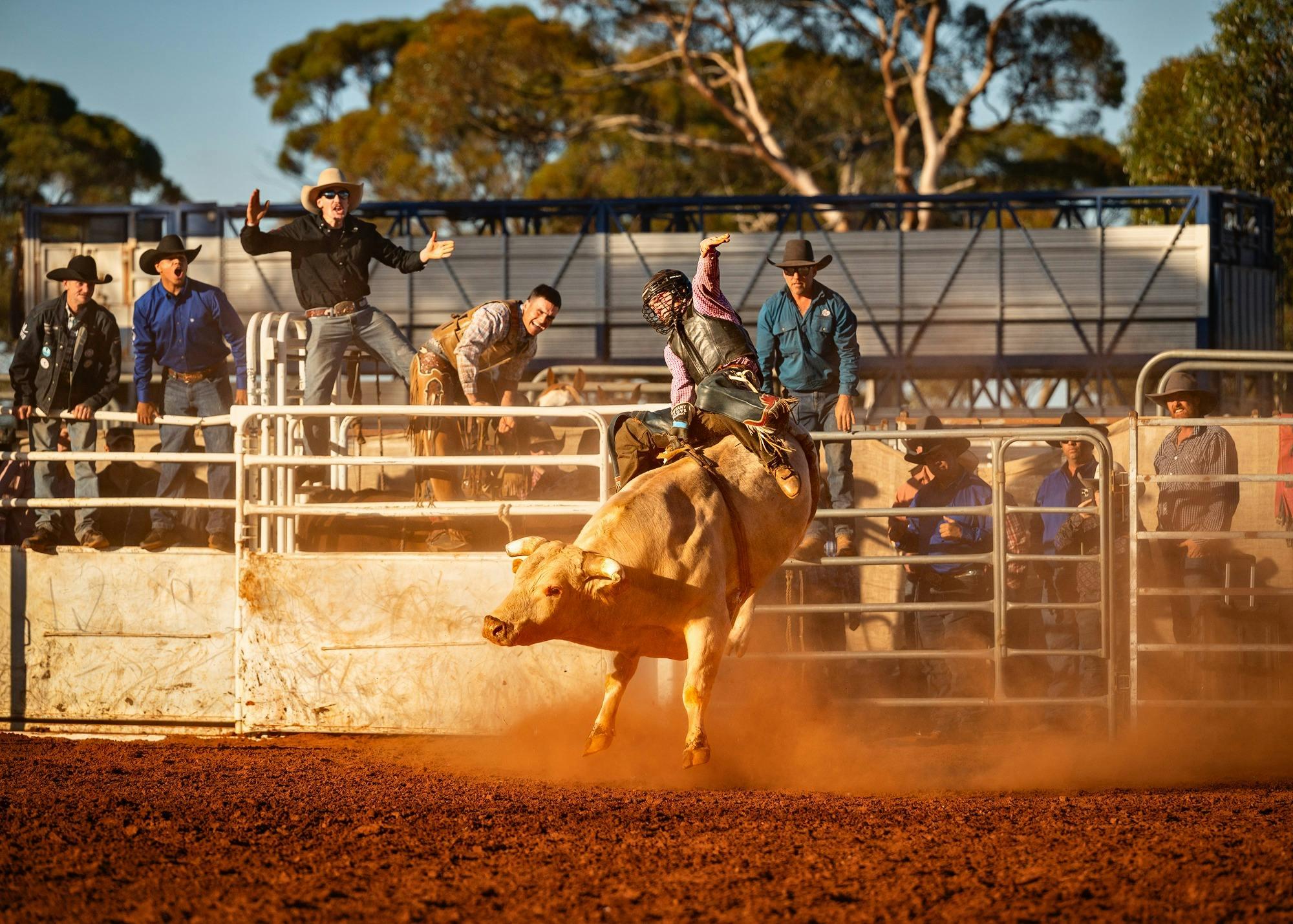 33251143F5882B78514A0270E1437B21