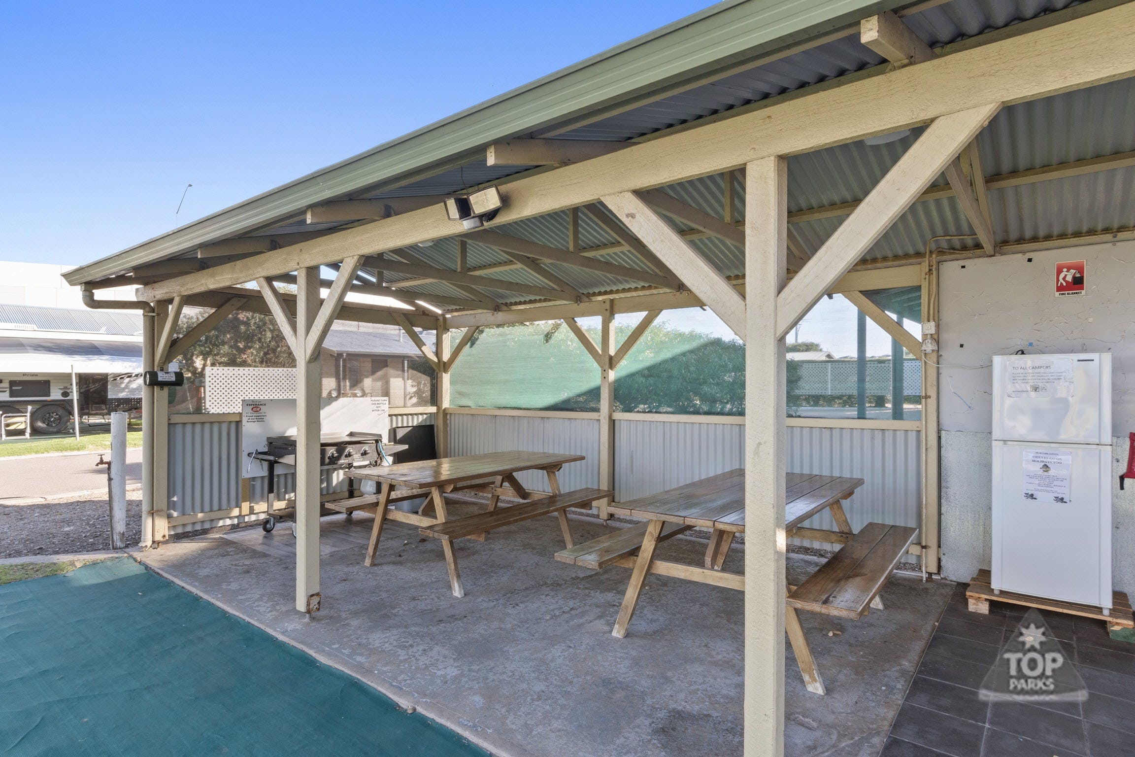 45E874861D7B6648Bda857C22B42795B