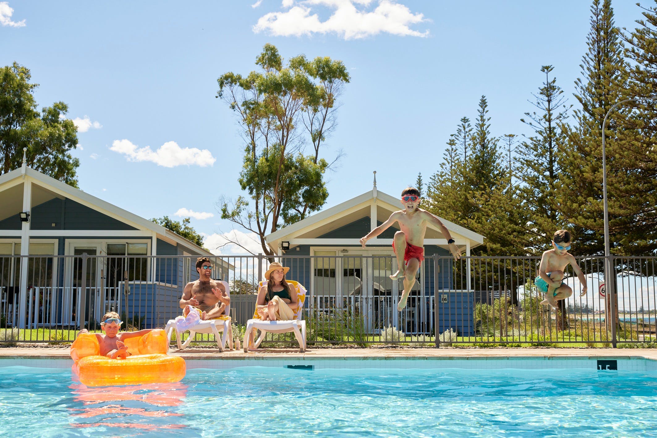 5Df11Fcb8Cf03C9Ee2Fa6C91Baa82E13