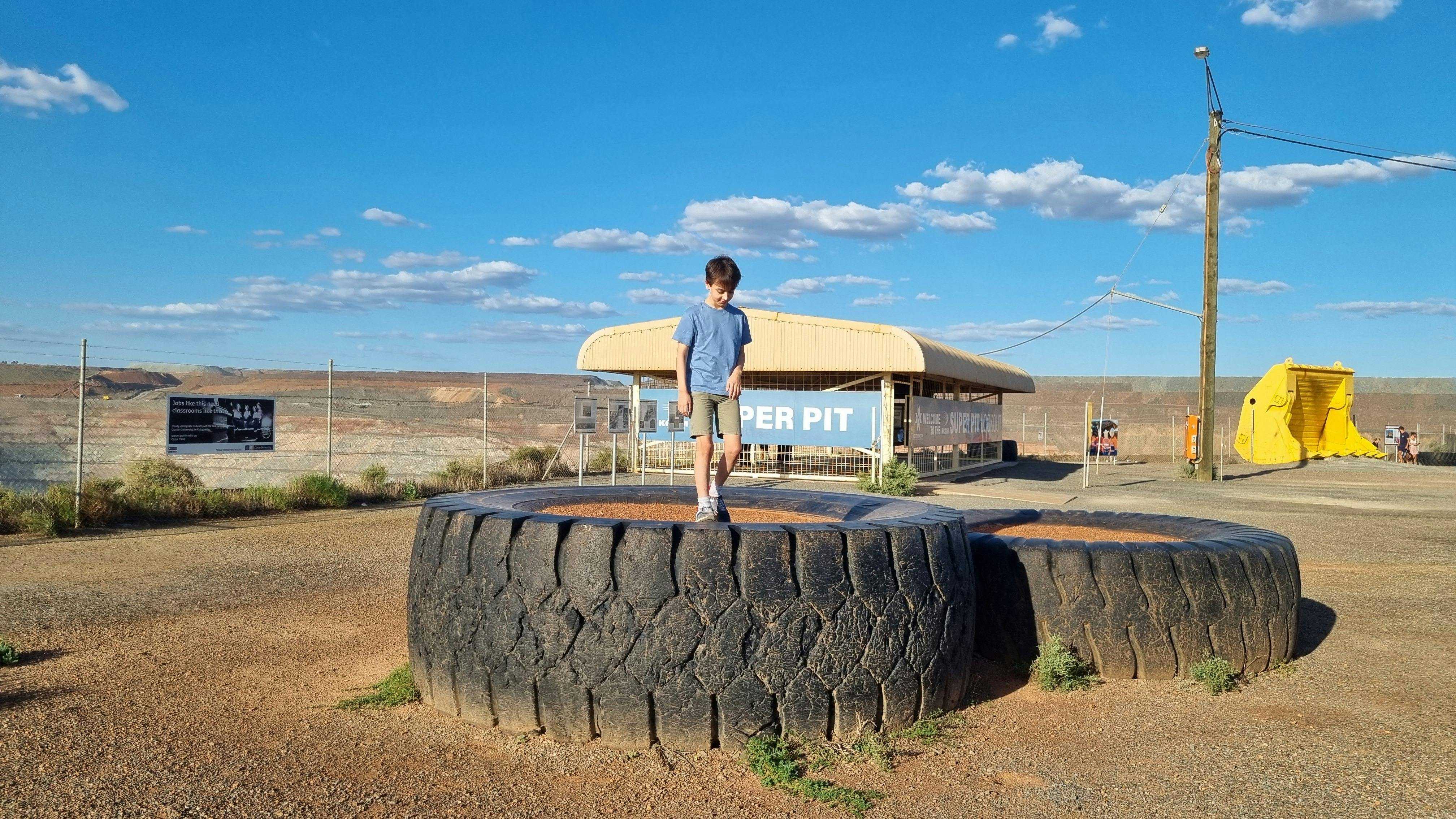 6611E90843E9Ecce306F98Aa7252Aaa1