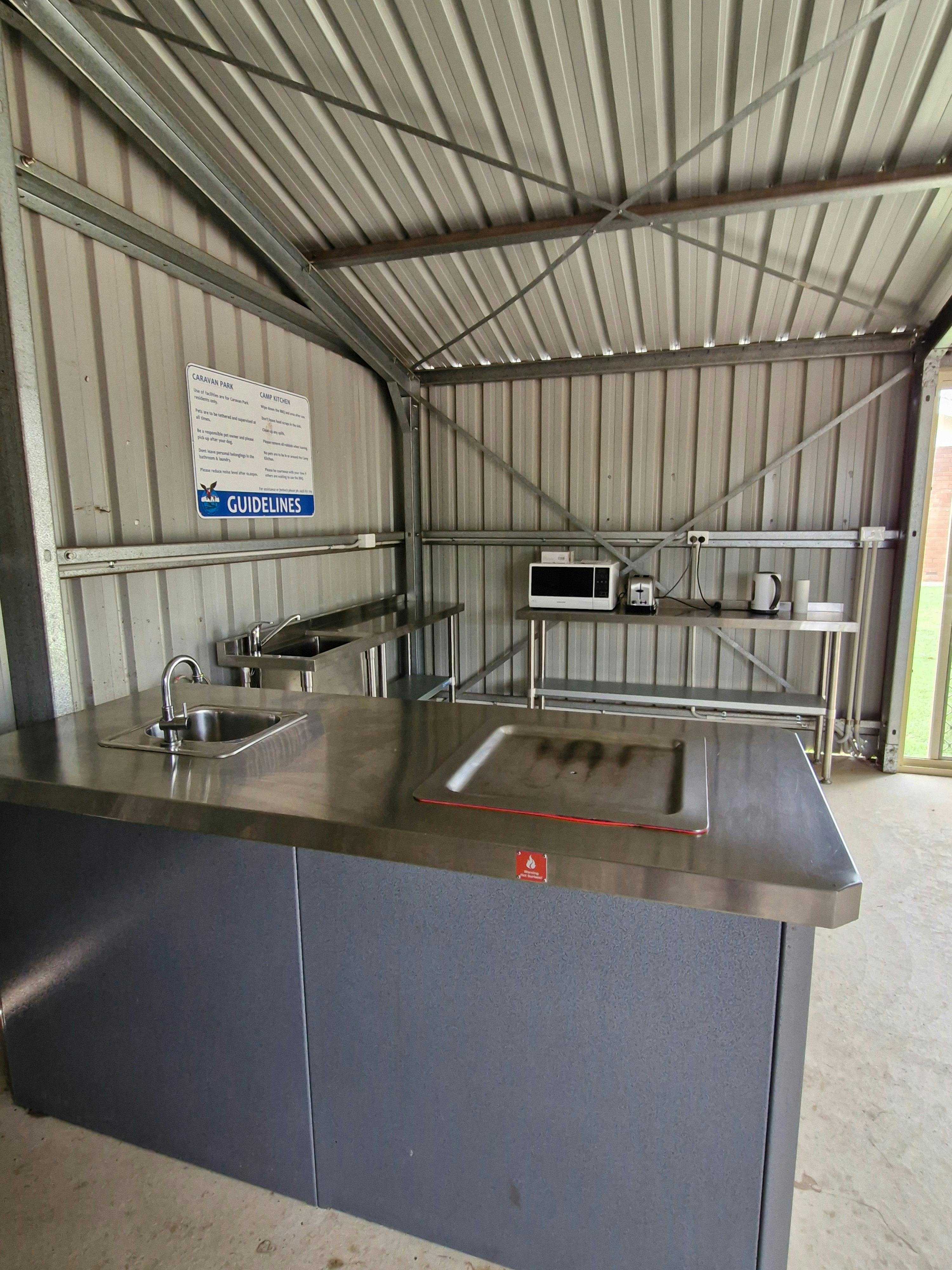 86Dc812D9A340Bb72A4084De47Aa7408