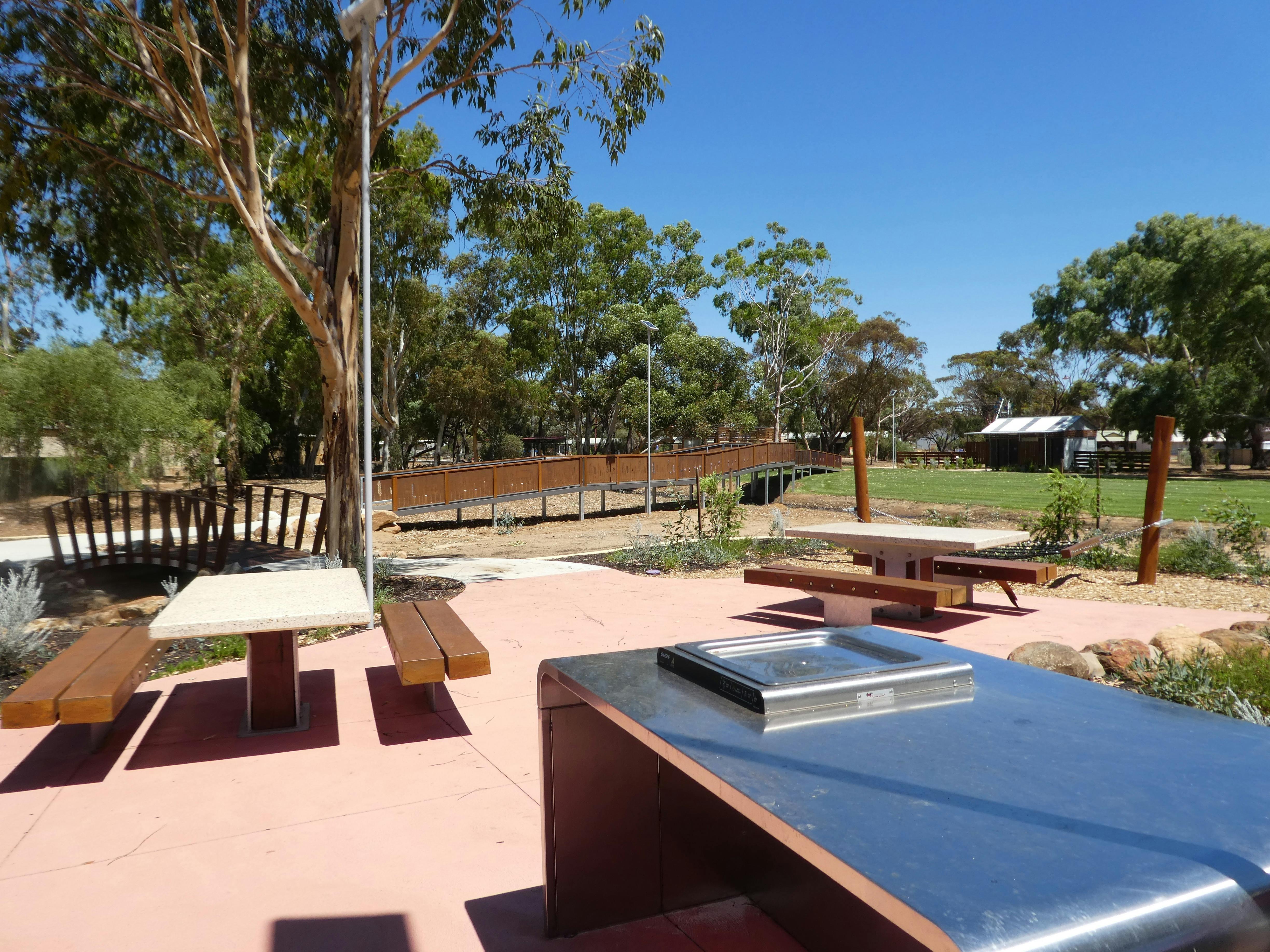 91F288Ef52587E23D00627Afc34F9857