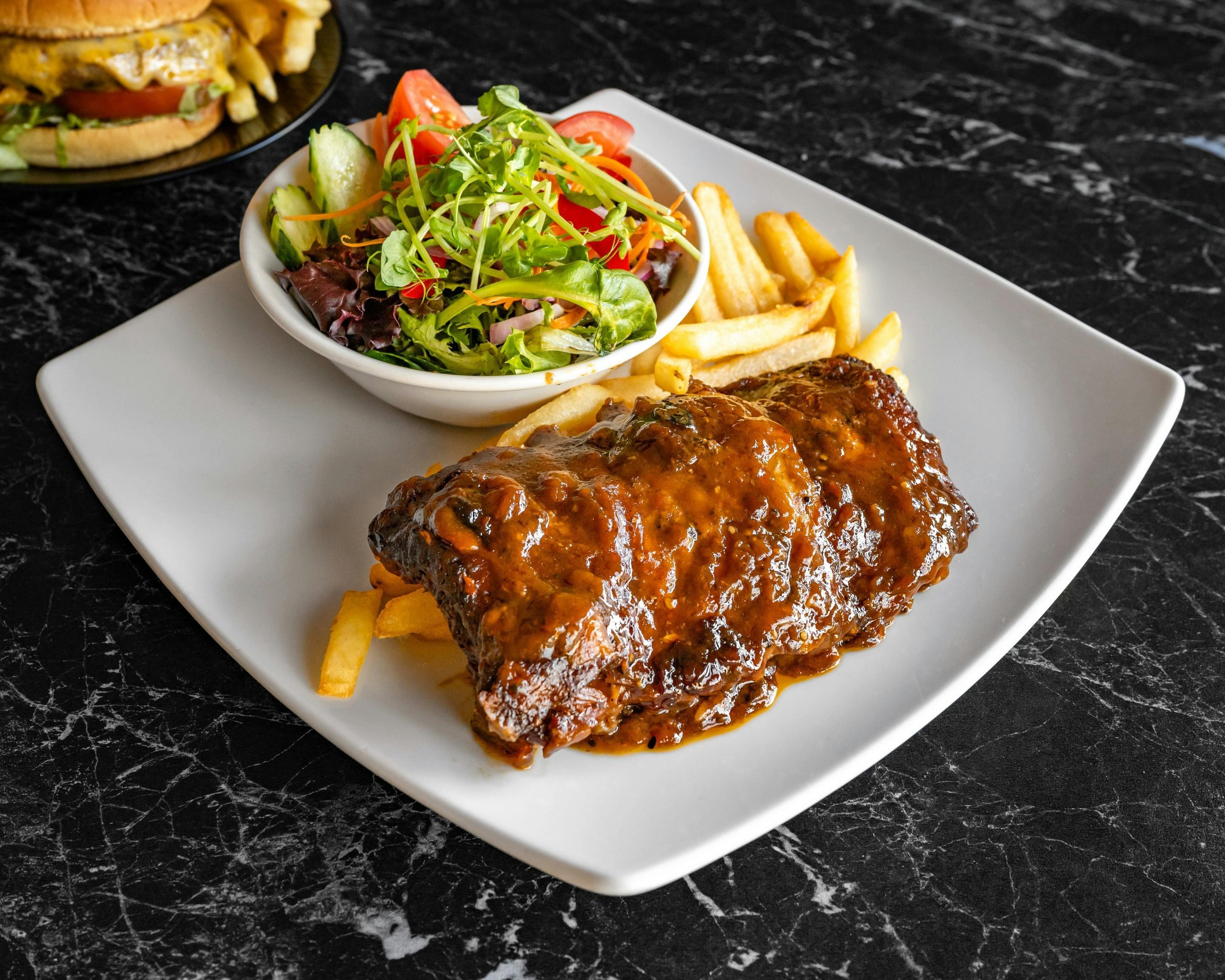 944D84E90391Aef58F7B9734Ad08C551