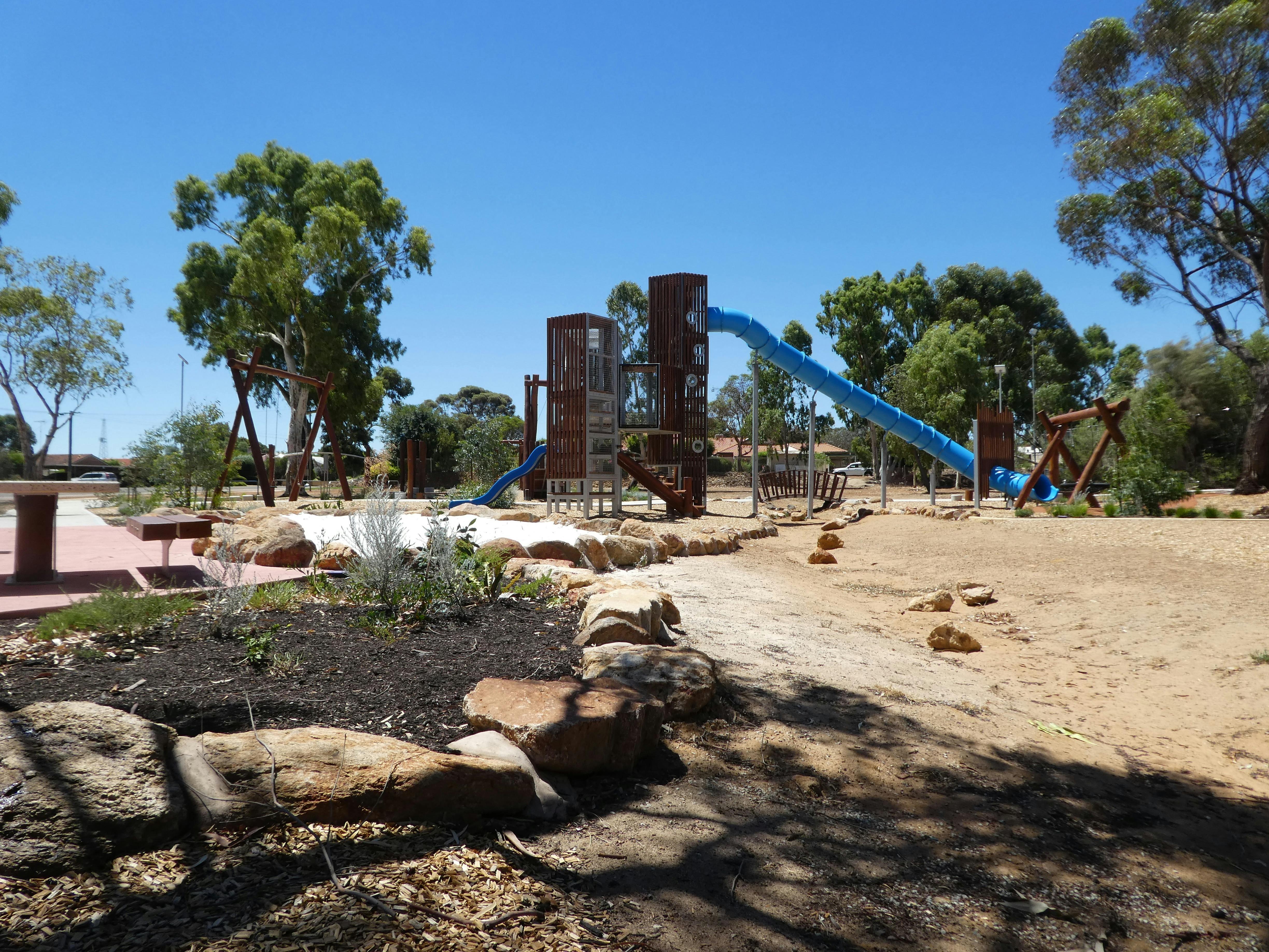 969F13E9427032941956299Cd1943E49