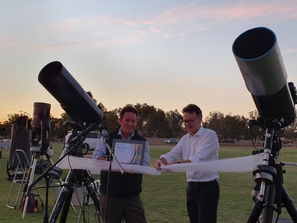 Mt Magnet Astro Rocks