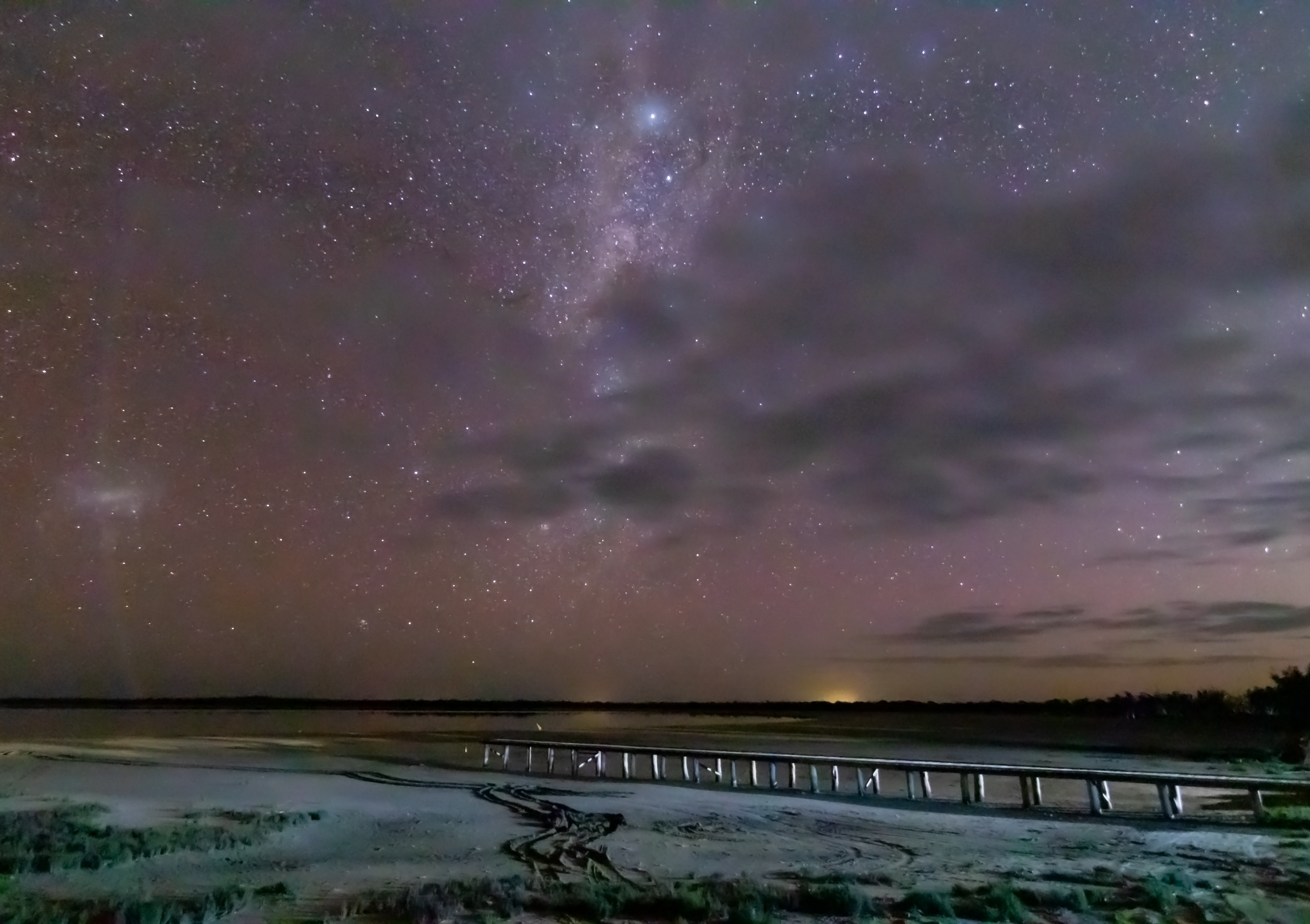 Stargazing across the jetty at Lake Yearlering near Wickepin Image supplied by Astrotourism WA