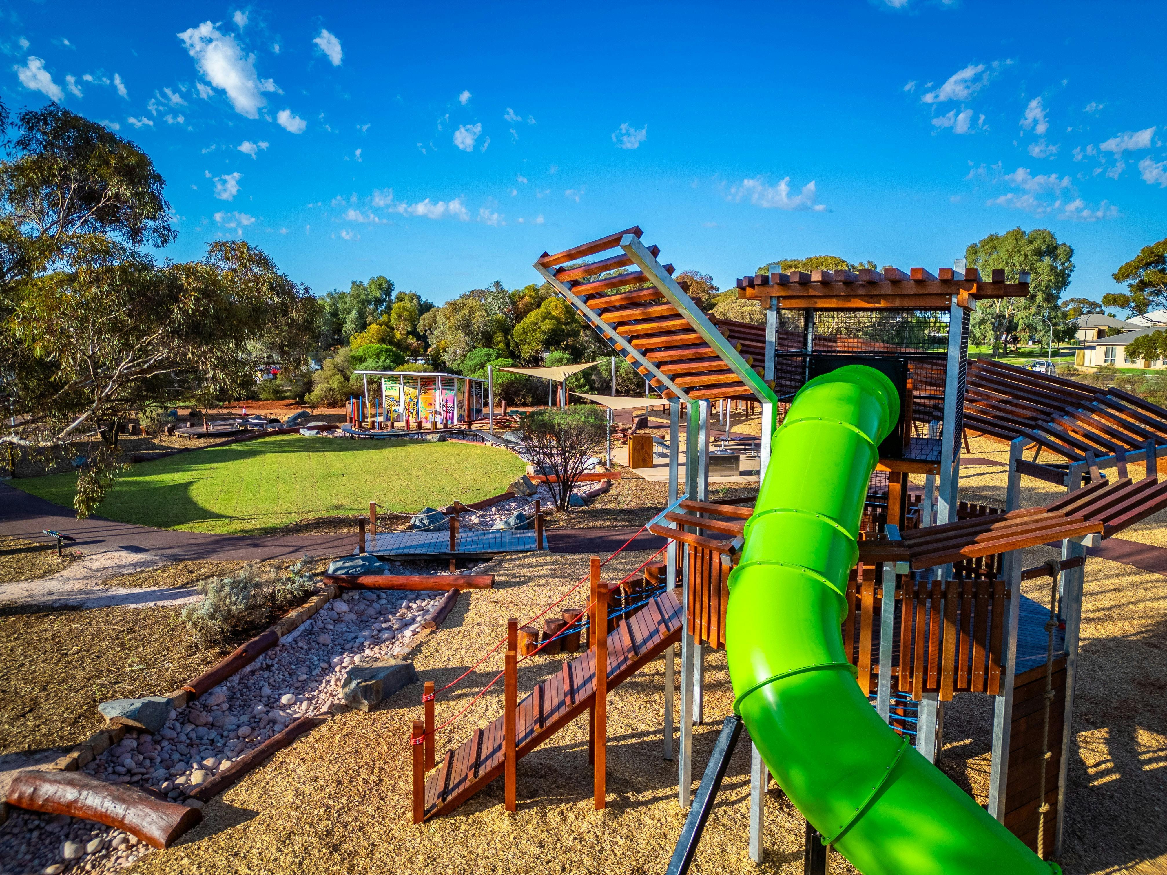 B7Aab121D2186F06A952D5C83F74113A