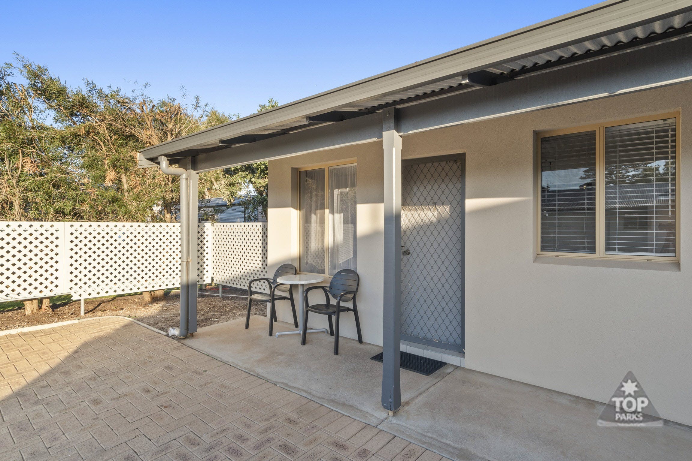 C068B070D5E8Dba4A4Ae757Efee92853