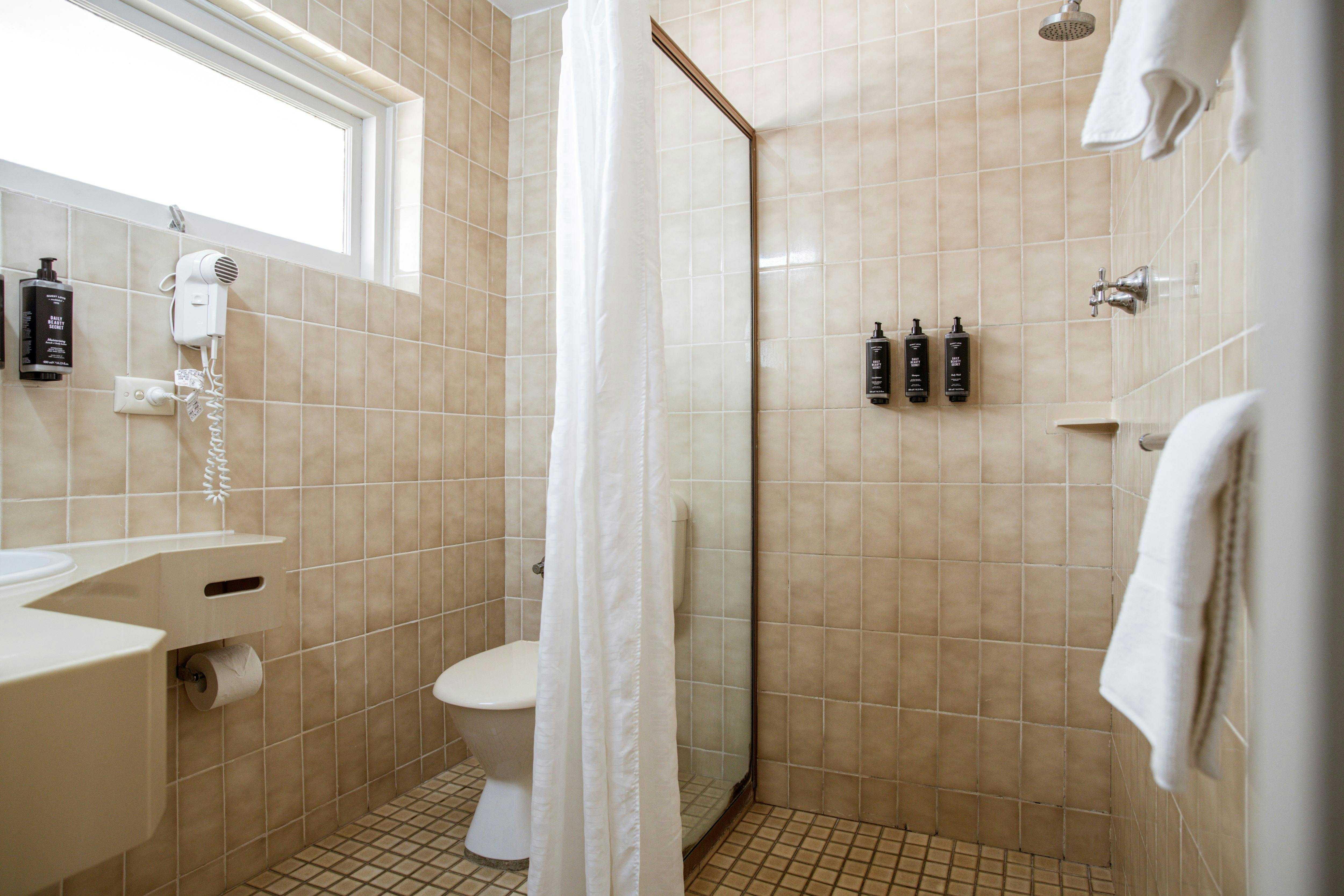 D585508E525Af9B61D9Fcaa03208Dc15