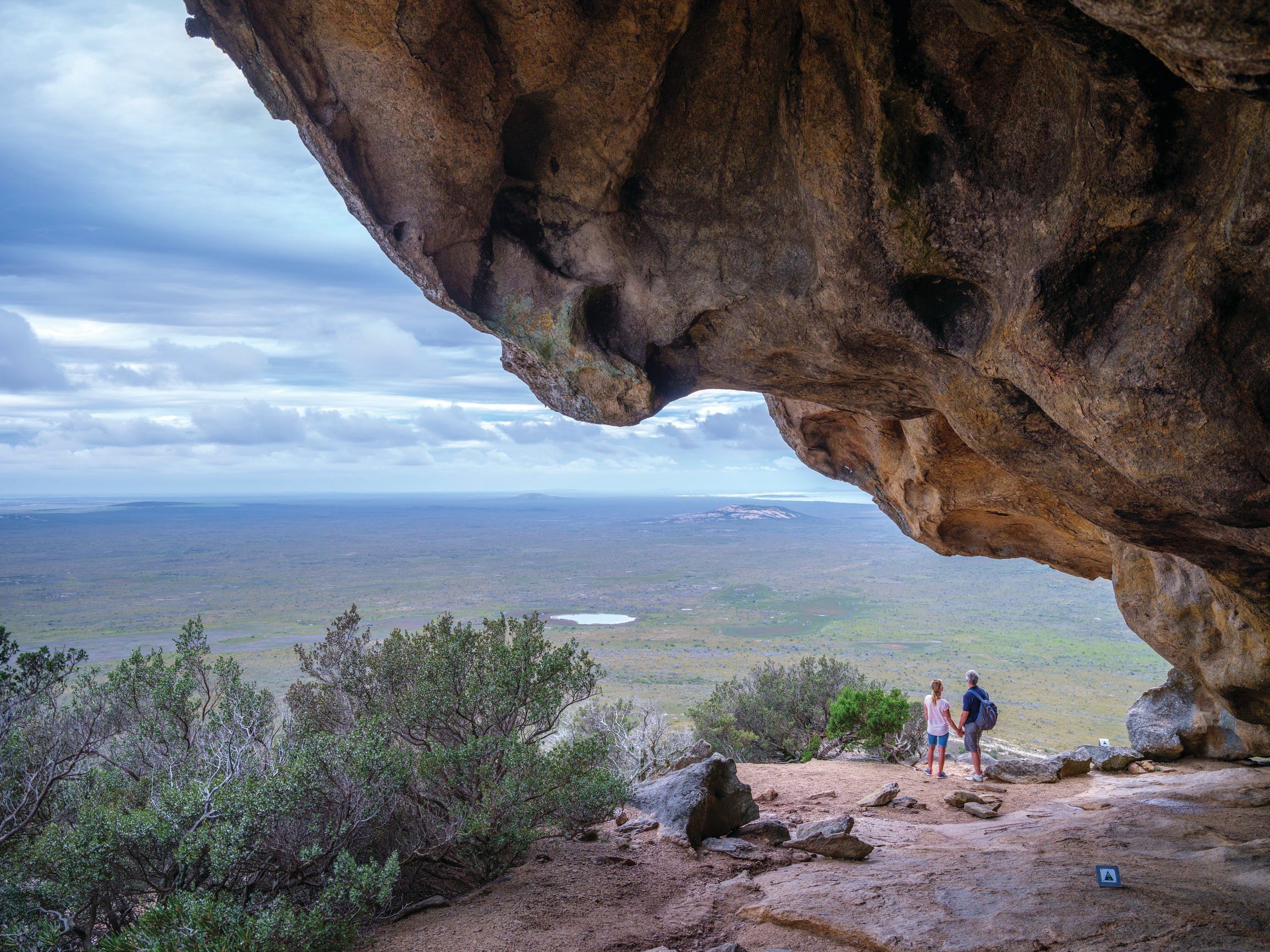 D5C200Db82Aa5750D8C19E9Cecdc0354