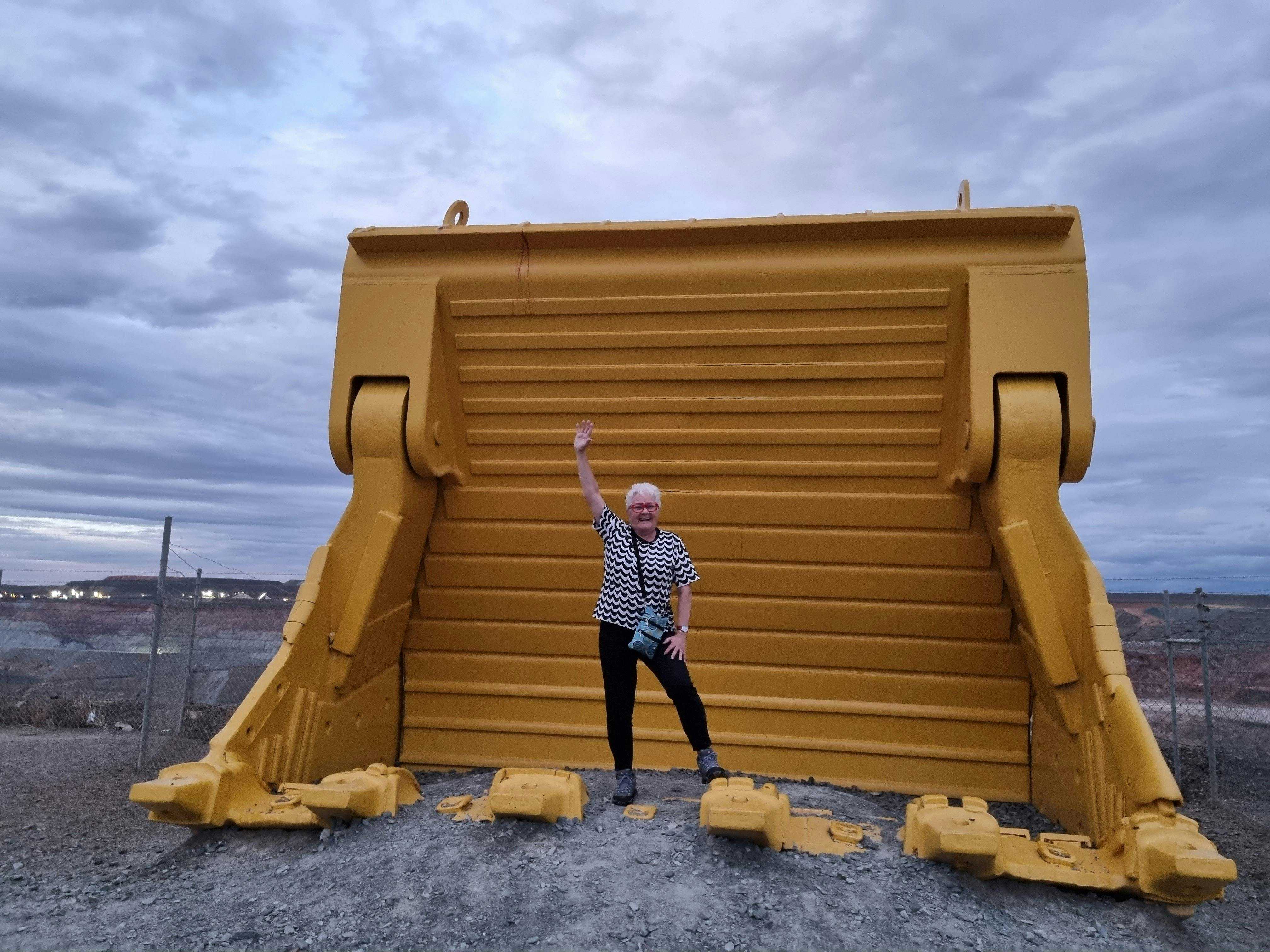 D962222A97D163398F94Aca7D5C3Ac59