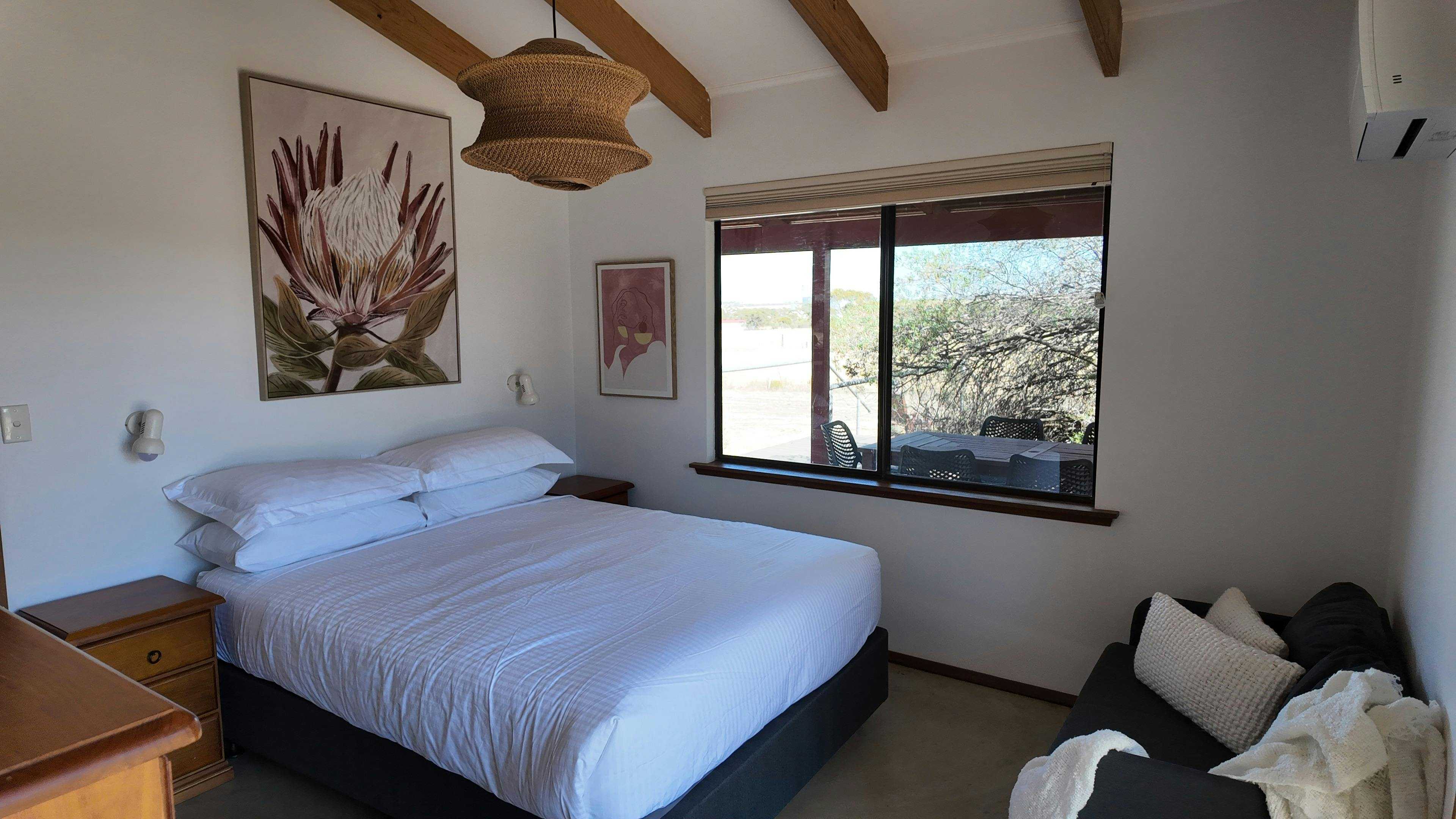 F250A69290D56D12E4083Fbde5E5Ac4A